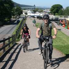 7 Day Guided Bike and Barge Tour in UK